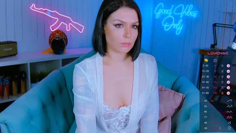 Miss Harmony online show from February 1, 2025, 6:51 pm