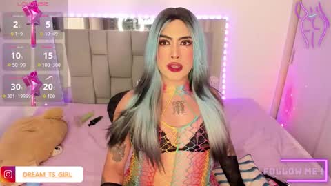 Sophie  online show from September 12, 2025, 8:58 am