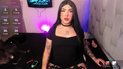 Sophie  online show from January 7, 2026, 9:45 am