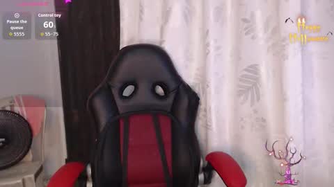 CHAYLA VICTORIA RUIZ  online show from December 3, 2025, 11:25 pm