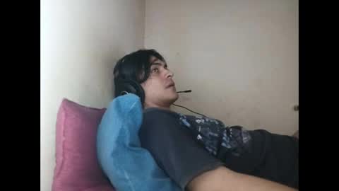 Snapshot of chaynochayno chatting on April 19, 2026, 8:00 pm OnlyChayno online show from April 19, 2026, 8:00 pm