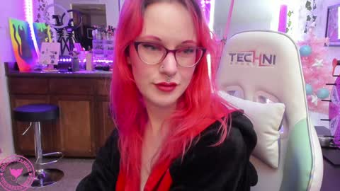 Candy Cuntress CheeTHIS CAM IS NON NUDE online show from December 17, 2024, 8:54 pm