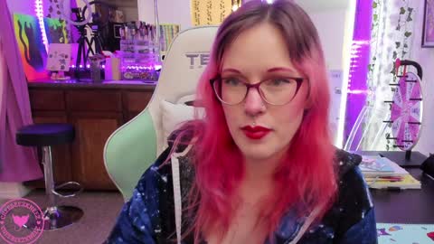 Candy Cuntress CheeTHIS CAM IS NON NUDE online show from January 26, 2025, 10:24 pm
