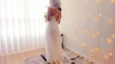 Regina Phalange online show from February 13, 2025, 9:17 pm