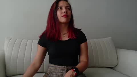 Regina Phalange online show from November 20, 2025, 8:19 pm