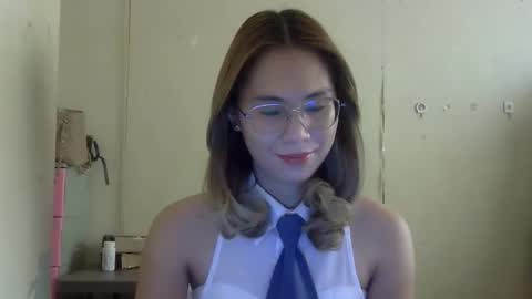 chelly4u69 online show from October 30, 2025, 4:25 am