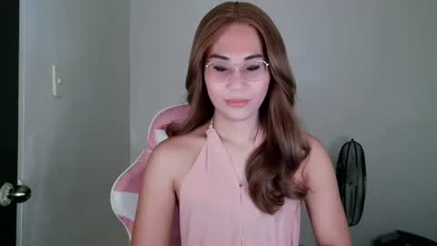 Snapshot of chelly4u69 chatting on July 5, 2026, 1:01 am chelly4u69 online show from July 5, 2026, 1:01 am