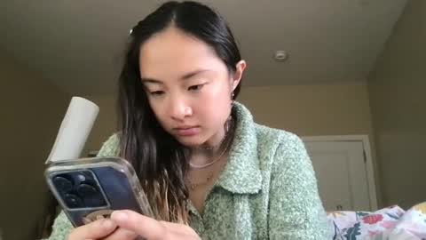 chellybear101 online show from February 11, 2025, 7:05 pm