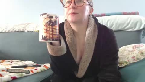 Chelsea online show from March 10, 2025, 7:29 pm