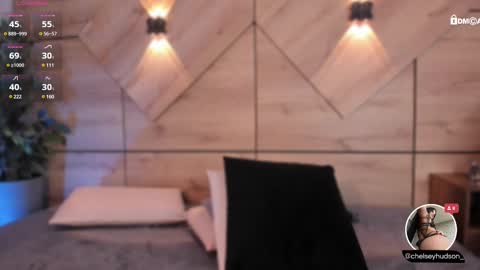 chelsey_hudson online show from February 14, 2025, 2:44 pm