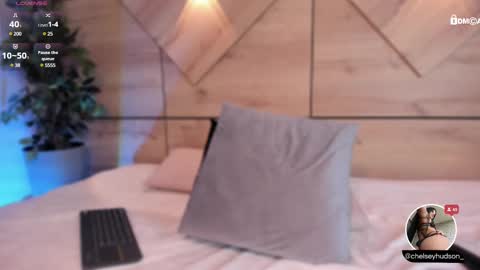 chelsey_hudson online show from February 27, 2025, 2:43 pm