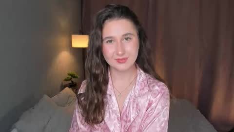 chelsiecleal online show from October 23, 2025, 7:23 pm