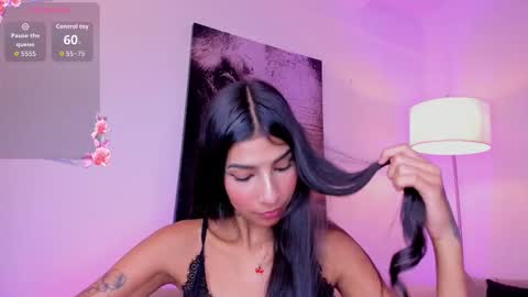 Chelsy online show from November 25, 2025, 4:01 am