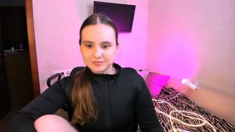 Chelsy  Luxe  online show from June 30, 2026, 11:22 am
