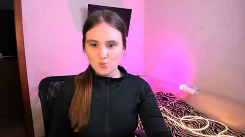 Chelsy  Luxe  online show from July 3, 2026, 10:10 am