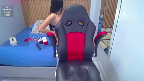  C H E L S Y online show from October 2, 2025, 3:35 am