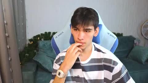 LUCASRYANPVT IS OPEN online show from February 12, 2025, 8:49 am