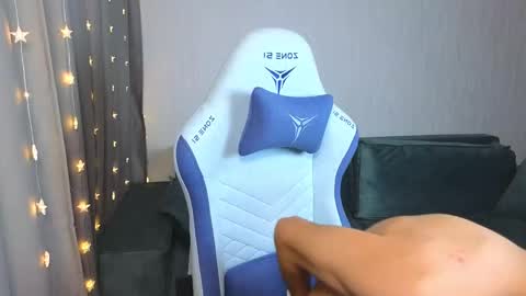 LUCASRYANPVT IS OPEN online show from February 16, 2025, 4:42 am