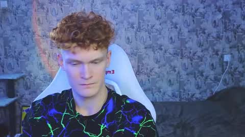 LUCASRYANPVT IS OPEN online show from February 19, 2025, 12:33 pm