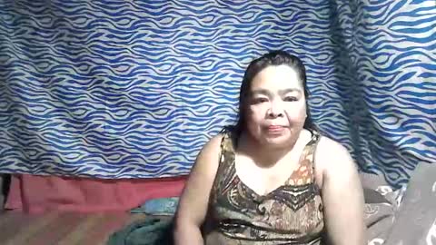 chenita_kits online show from October 13, 2025, 12:16 pm