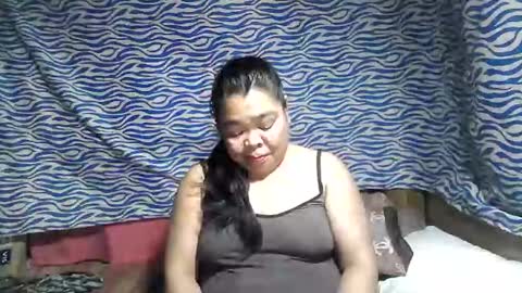 chenita_kits online show from October 15, 2025, 12:27 pm