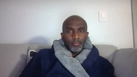 chenthu1979 online show from April 11, 2026, 11:14 am