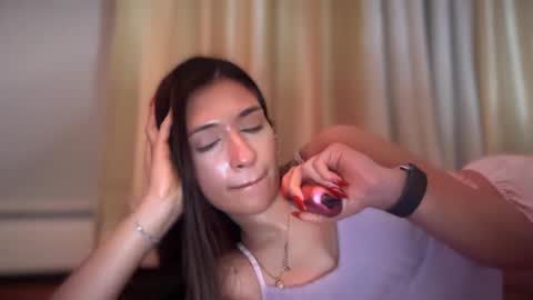 cherliecarmen online show from September 20, 2025, 4:57 am