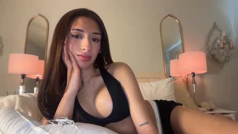 Snapshot of cherliecarmen chatting on May 22, 2026, 7:52 pm cherliecarmen online show from May 22, 2026, 7:52 pm