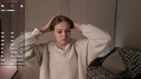 Anna online show from December 5, 2025, 11:19 am