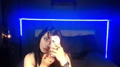 cherry_darck online show from April 21, 2026, 2:01 pm