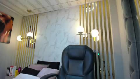 cherry online show from March 11, 2025, 7:47 pm