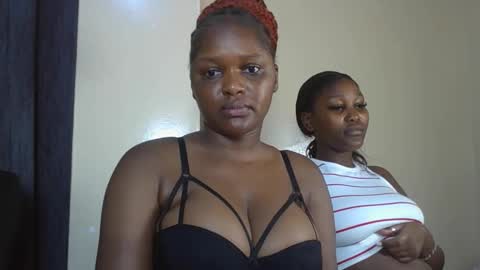 Goddess online show from November 4, 2025, 5:28 am