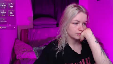 Snapshot of cherry_night666 chatting on July 1, 2026, 9:36 pm Morty online show from July 1, 2026, 9:36 pm