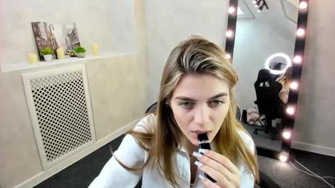 Snapshot of cherry_pr1ce chatting on December 10, 2024, 1:00 am cherry_pr1ce online show from December 10, 2024, 1:00 am