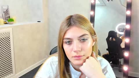 Snapshot of cherry_pr1ce chatting on December 23, 2024, 12:14 am cherry_pr1ce online show from December 23, 2024, 12:14 am