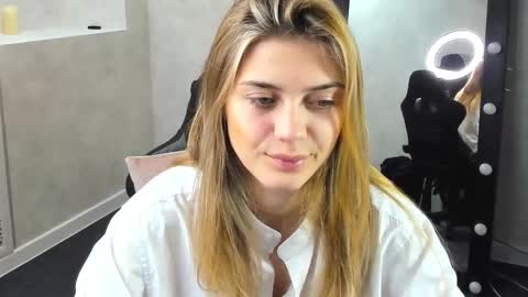 Snapshot of cherry_pr1ce chatting on December 24, 2024, 10:28 pm cherry_pr1ce online show from December 24, 2024, 10:28 pm