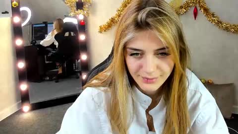 Snapshot of cherry_pr1ce chatting on January 8, 2025, 6:31 am cherry_pr1ce online show from January 8, 2025, 6:31 am