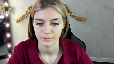 Snapshot of cherry_pr1ce chatting on January 9, 2025, 7:10 am cherry_pr1ce online show from January 9, 2025, 7:10 am