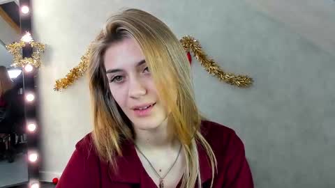 Snapshot of cherry_pr1ce chatting on January 9, 2025, 10:31 am cherry_pr1ce online show from January 9, 2025, 10:31 am