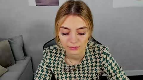 Snapshot of cherry_pr1ce chatting on January 13, 2025, 4:28 am cherry_pr1ce online show from January 13, 2025, 4:28 am