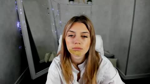 Snapshot of cherry_pr1ce chatting on February 17, 2025, 12:10 am cherry_pr1ce online show from February 17, 2025, 12:10 am