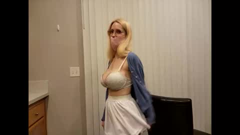 Cherry online show from March 26, 2026, 6:30 am