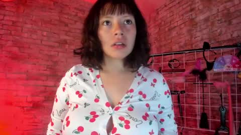     online show from September 29, 2025, 11:37 am