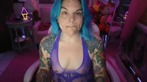 CherryBombBomb online show from September 20, 2025, 5:30 am