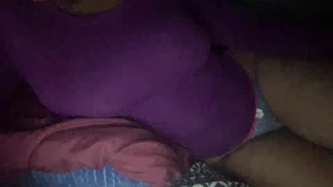 cherryb online show from October 21, 2025, 7:09 am