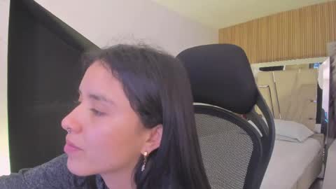 Snapshot of cherrybombs_ chatting on June 3, 2026, 2:33 pm Cherry online show from June 3, 2026, 2:33 pm