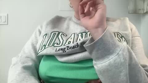 CherryJune online show from January 31, 2025, 3:11 pm