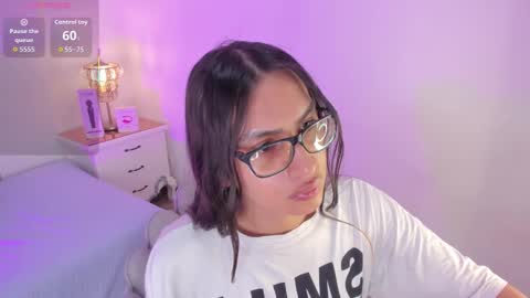 Cherry online show from November 2, 2025, 11:56 am