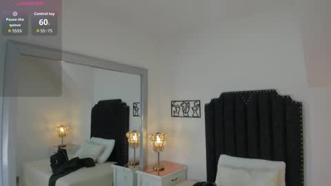 Cherry online show from December 4, 2025, 12:25 pm