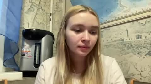 Snapshot of cherryleija chatting on June 3, 2026, 2:44 pm Lei online show from June 3, 2026, 2:44 pm